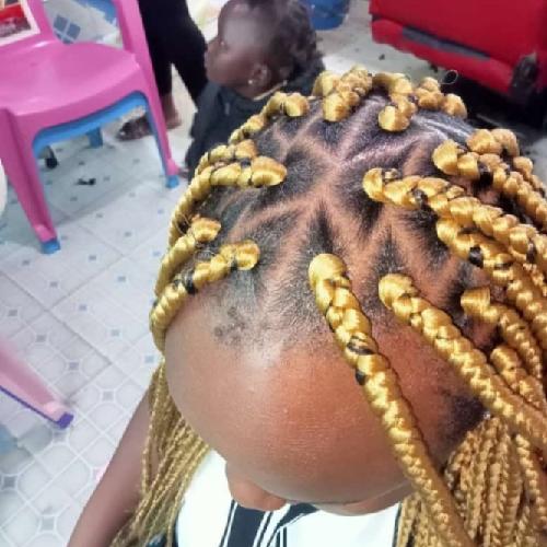 Kids natural cornrows w/beads - Mimi-Hair Braiding